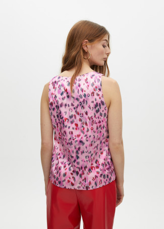 Top cuello pico estampado