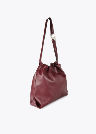 Bolso shopper efecto piel con logo LC ovalado