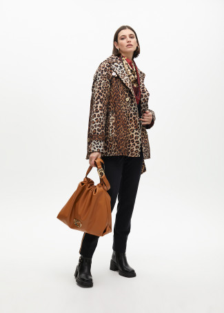 Bolso shopper efecto piel con logo LC ovalado