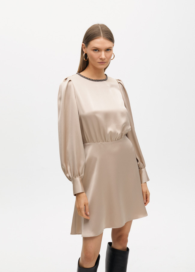 Short dress with jewel detail on the neck