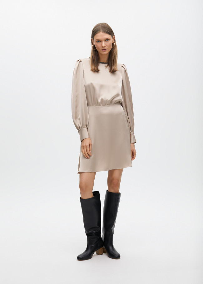Short dress with jewel detail on the neck