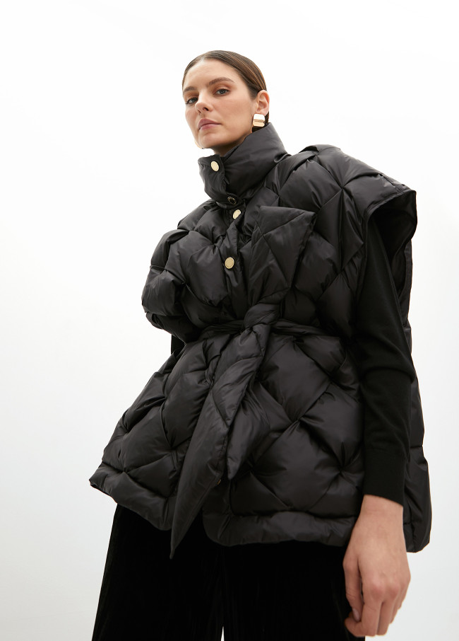 Plaited quilted gilet with fabric belt