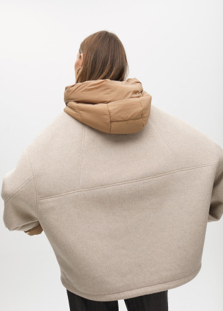 Cappotto Corto Bimateriale con Cappuccio