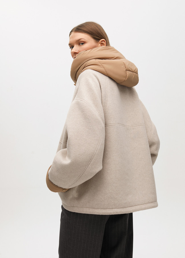 Short hooded coat in two materials: nylon and...