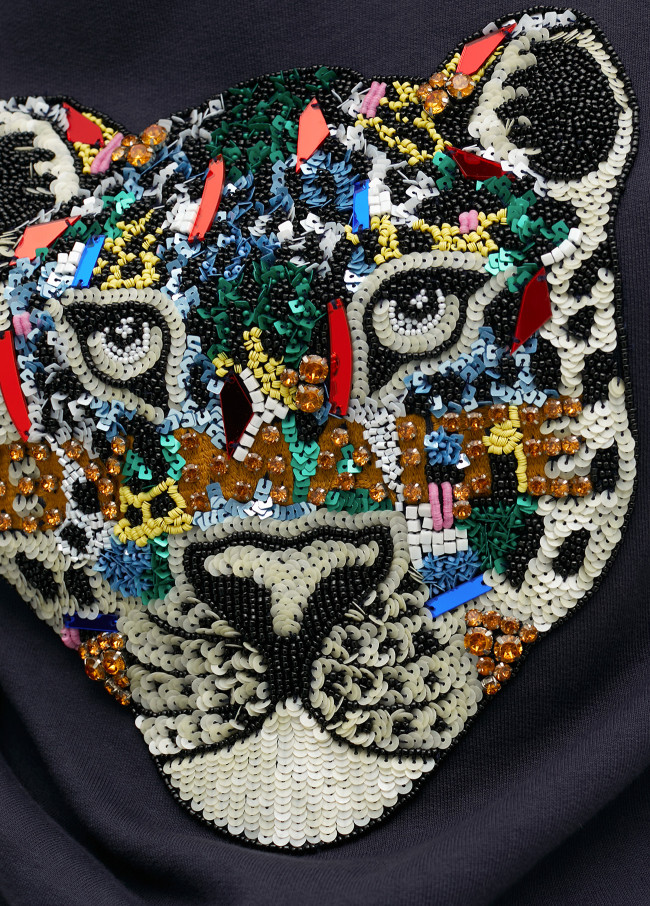 Animal sweatshirt with rhinestones