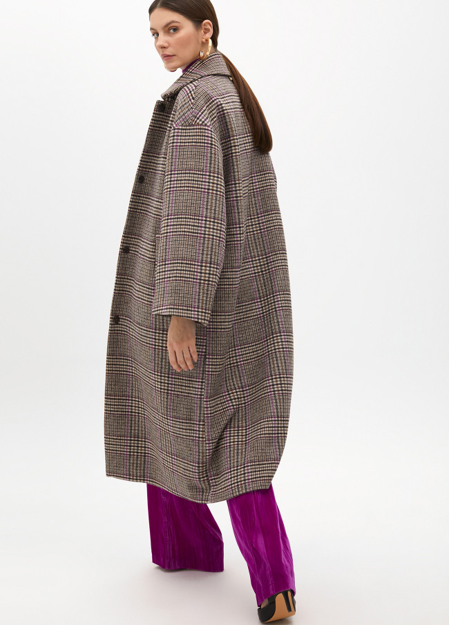 Plaid cloth coat
