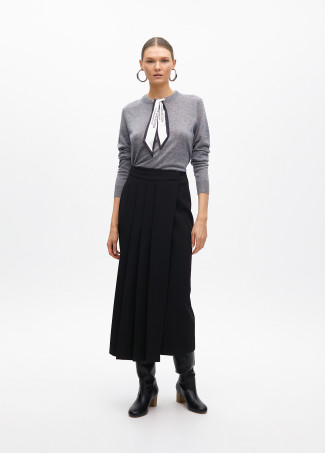 Black Pleated Midi Skirt - Lola Casademunt