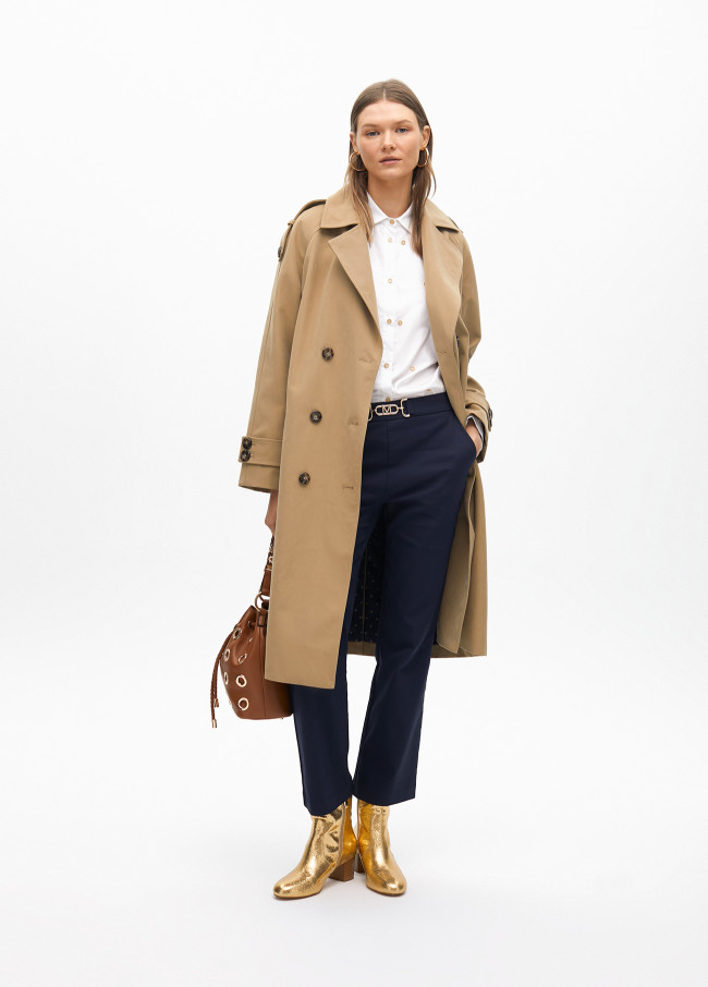 Pantalón campanita con detalle joya en cintura