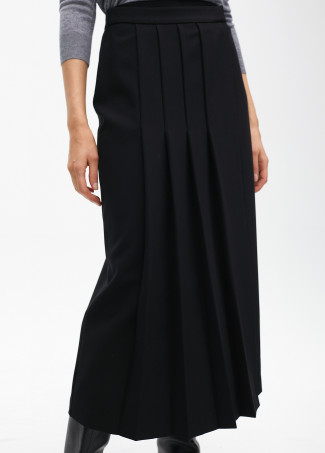 Black Pleated Midi Skirt - Lola Casademunt