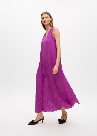 Vestido de tirantes plisado