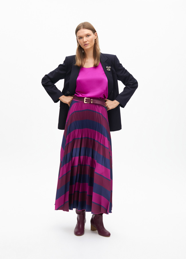 Striped printed pleated skirt
