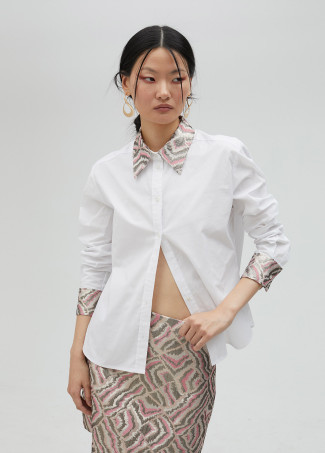 Camisa con detalles en tejido jacquard