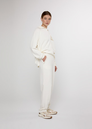 Jogger básico detalle strass