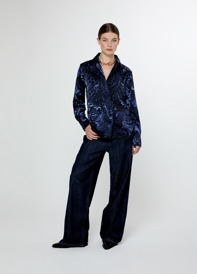 Camisa logotipada recta