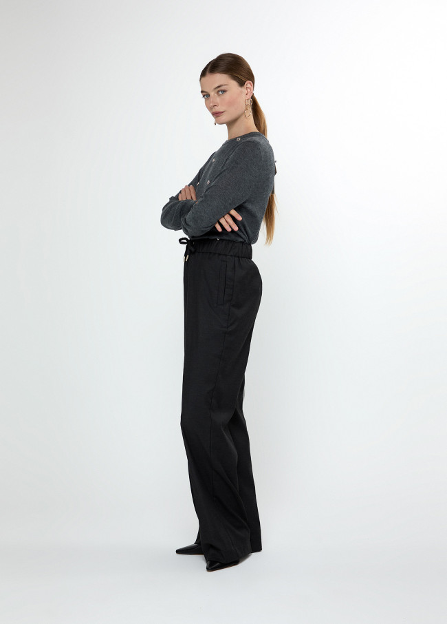 Straight fit trousers with an elasticated...