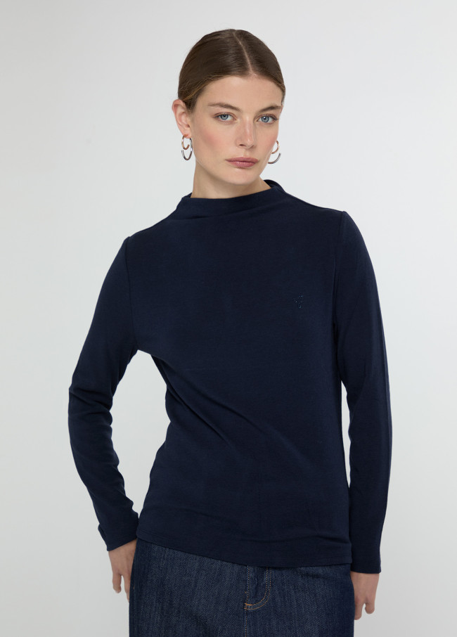 Striped mock neck T-shirt with long sleeves