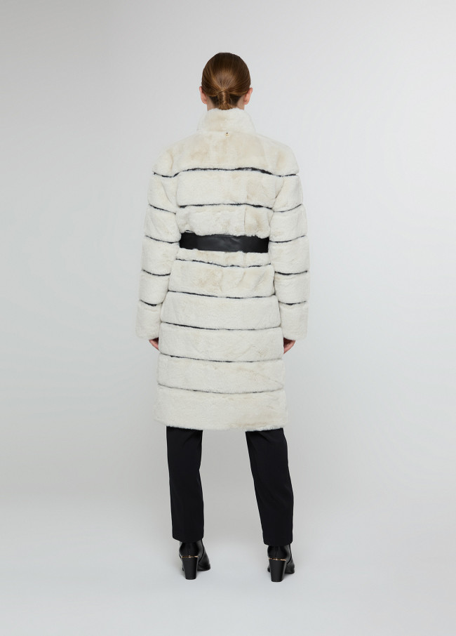 Manteau fourrure détail similicuir