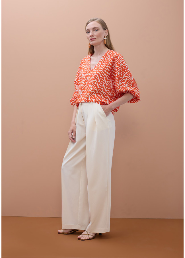 Satin V-neck Logo M Blouse