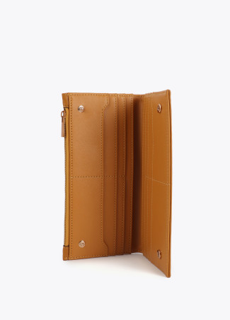 Cartera pespuntes color mostaza