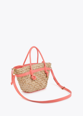 Mini bolsa com alças e detalhes em efeito de couro