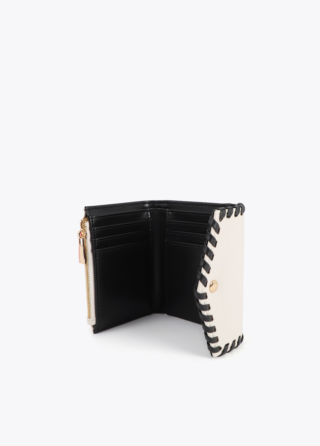 Contrast Finish Wallet