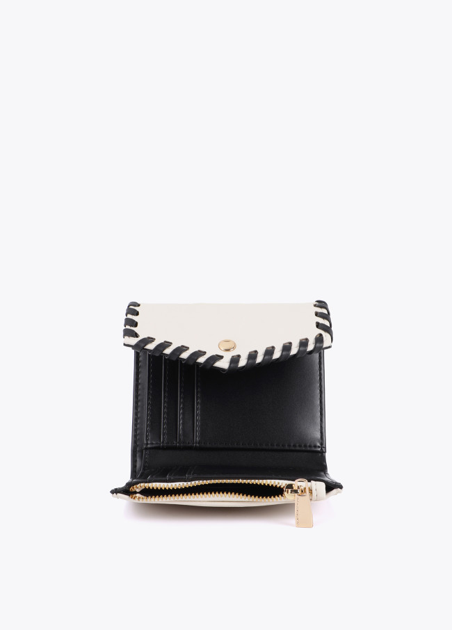 Contrast Finish Wallet