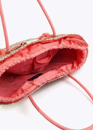 Basket with handles and faux leather details.