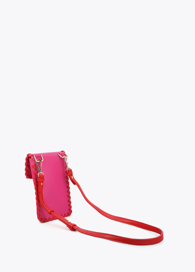 Mobile Pouch with Contrast Finishes