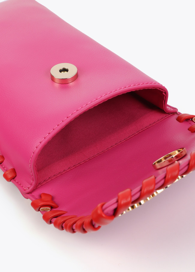 Mobile Pouch with Contrast Finishes