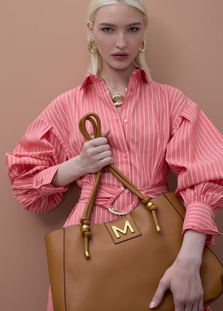 Shopper with Metal Details