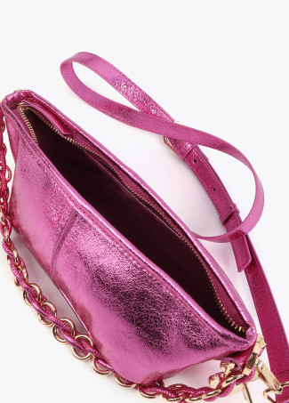 Bolso efecto brillante cadena