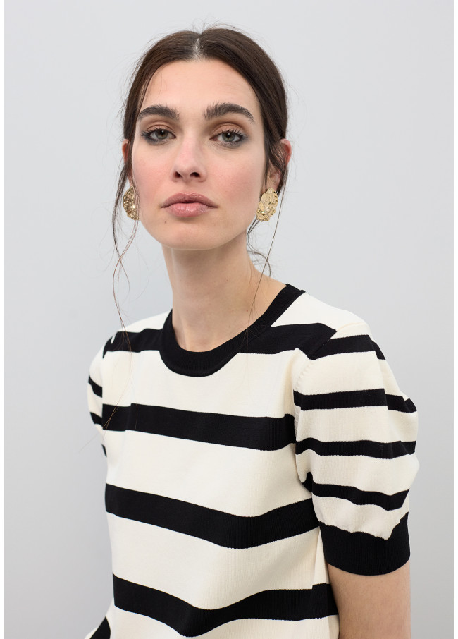 Camiseta tricot blanco y negro