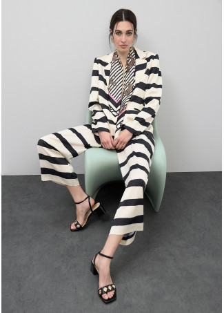 Blazer fluido de cetim com listras