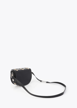 Banana Bag mit goldenen und silbernen Nieten