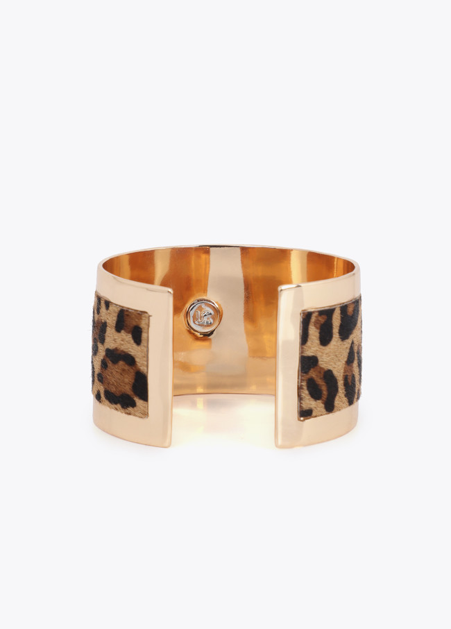 Metall- und Tierprint-Armband
