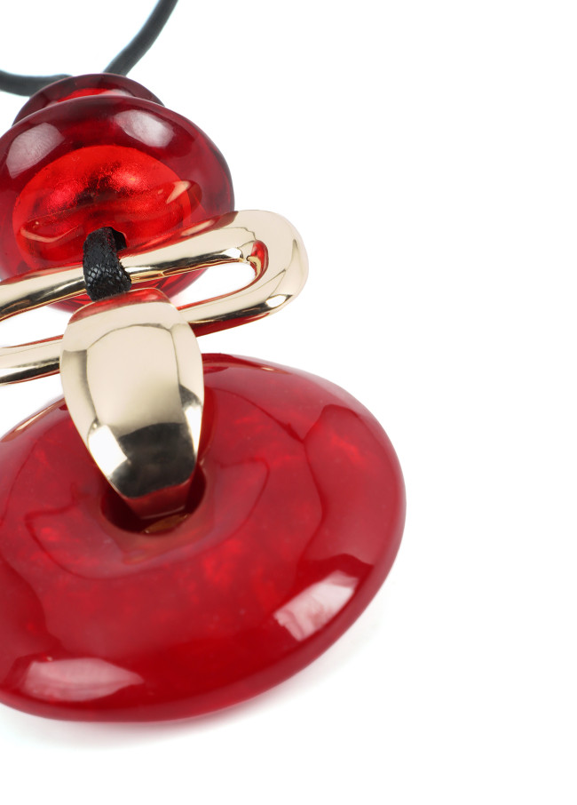 Collana Lunga con Pendente Acrilico