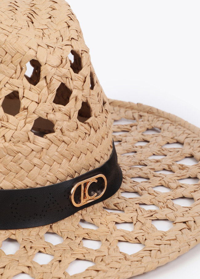 Cappello bicolore con cinturino personalizzato