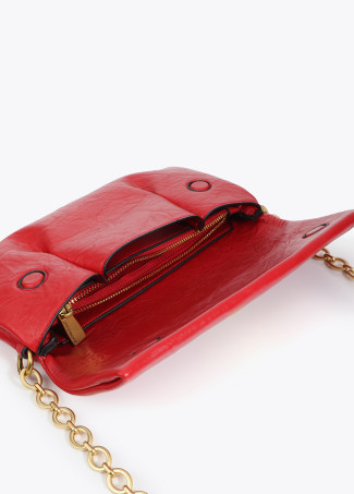 Bandolera con solapa pliegues