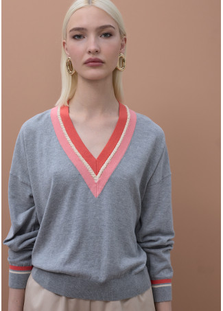 V-Ausschnitt Pullover mit Zopfdetail