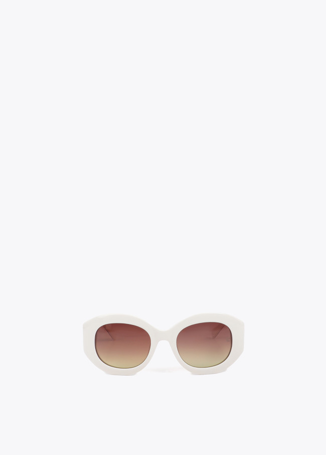 Round Shaped Sunglasses with Leopard Logo