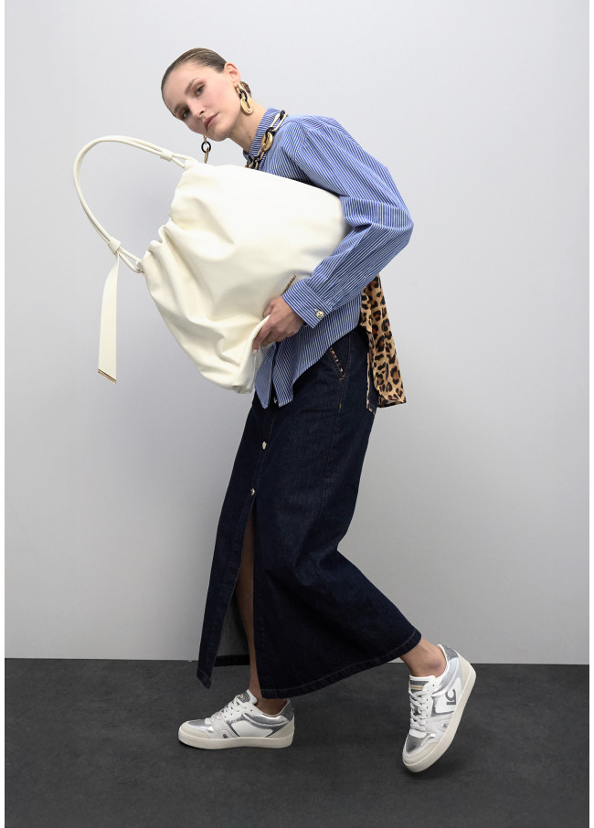 Shopper avec Détail de Nœud