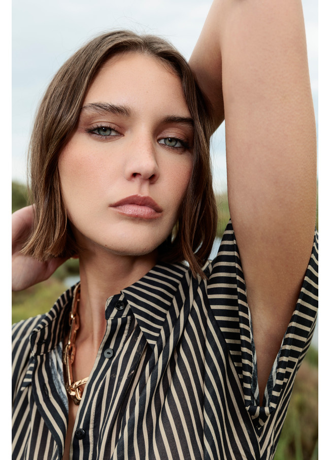 Vestido Camiseiro Listrado com Cinto