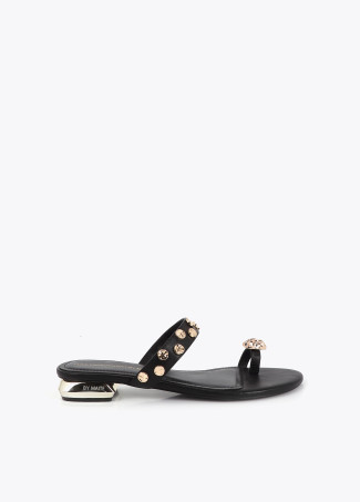 Sandalia plana cabeza leopardo y tachas