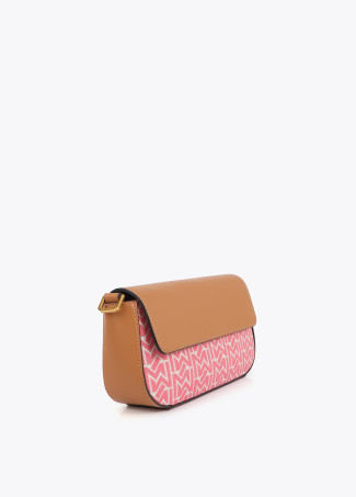 Bandolera con solapa y jacquard