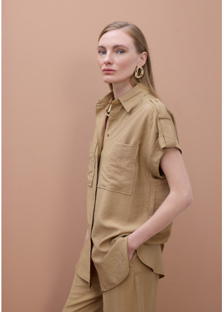 Chemise sans manches à poches