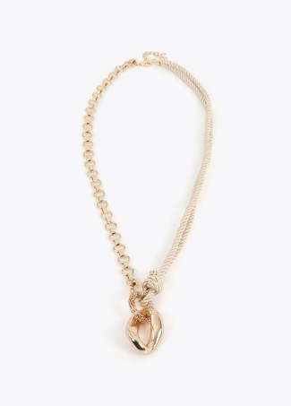 Collana Lunga con Maglie Metalliche