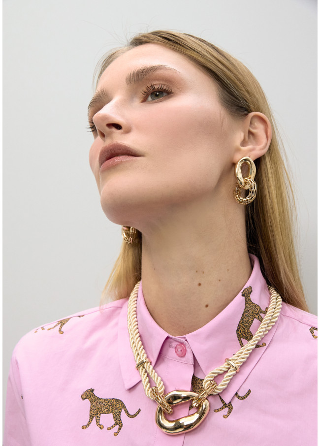 Cord Necklace with Metallic Links Combination