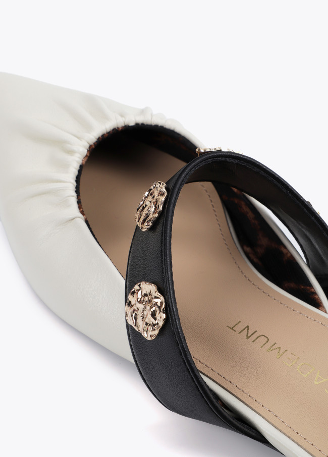 Chaussure Plate avec Élastique et Appliques...