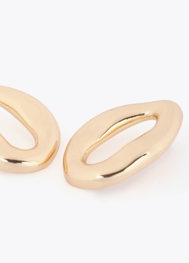 Embossed Metal Link Earrings