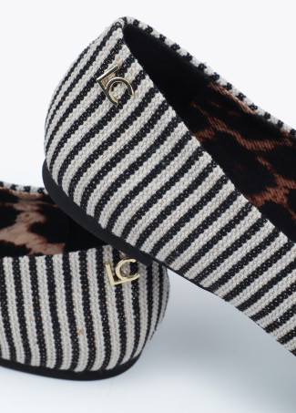Scarpa piatta in tessuto canvas a righe con dettaglio cristalli